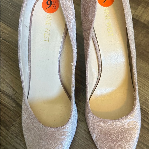 Nine West Pink Suede Chunky Heels - Picture 2 of 6